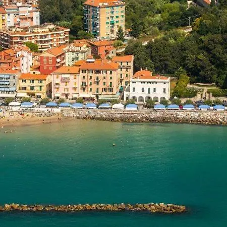 Casa Vacanze Francesco *