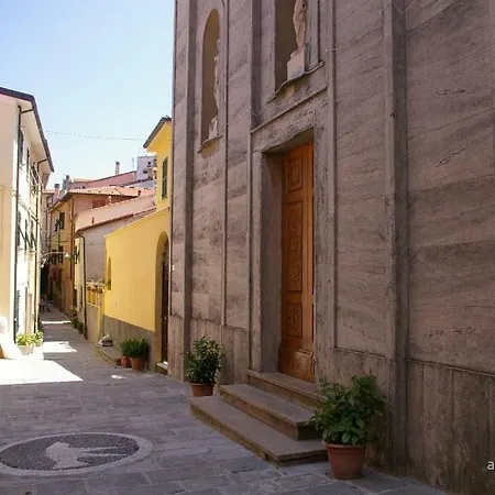 Casa Vacanze Francesco *